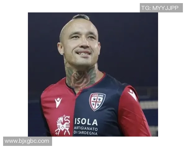 足球明星纹身图解女孩的魅力与个性展现之旅